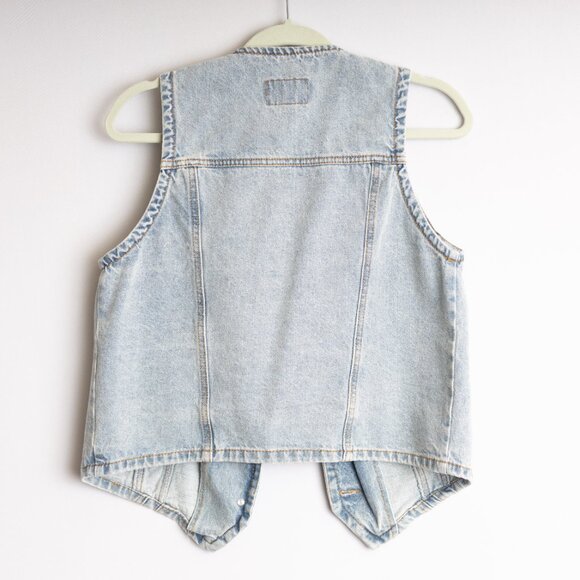Velvet Heart retro, western, cowgirl Light Wash Denim Vest Size M - Picture 3 of 3